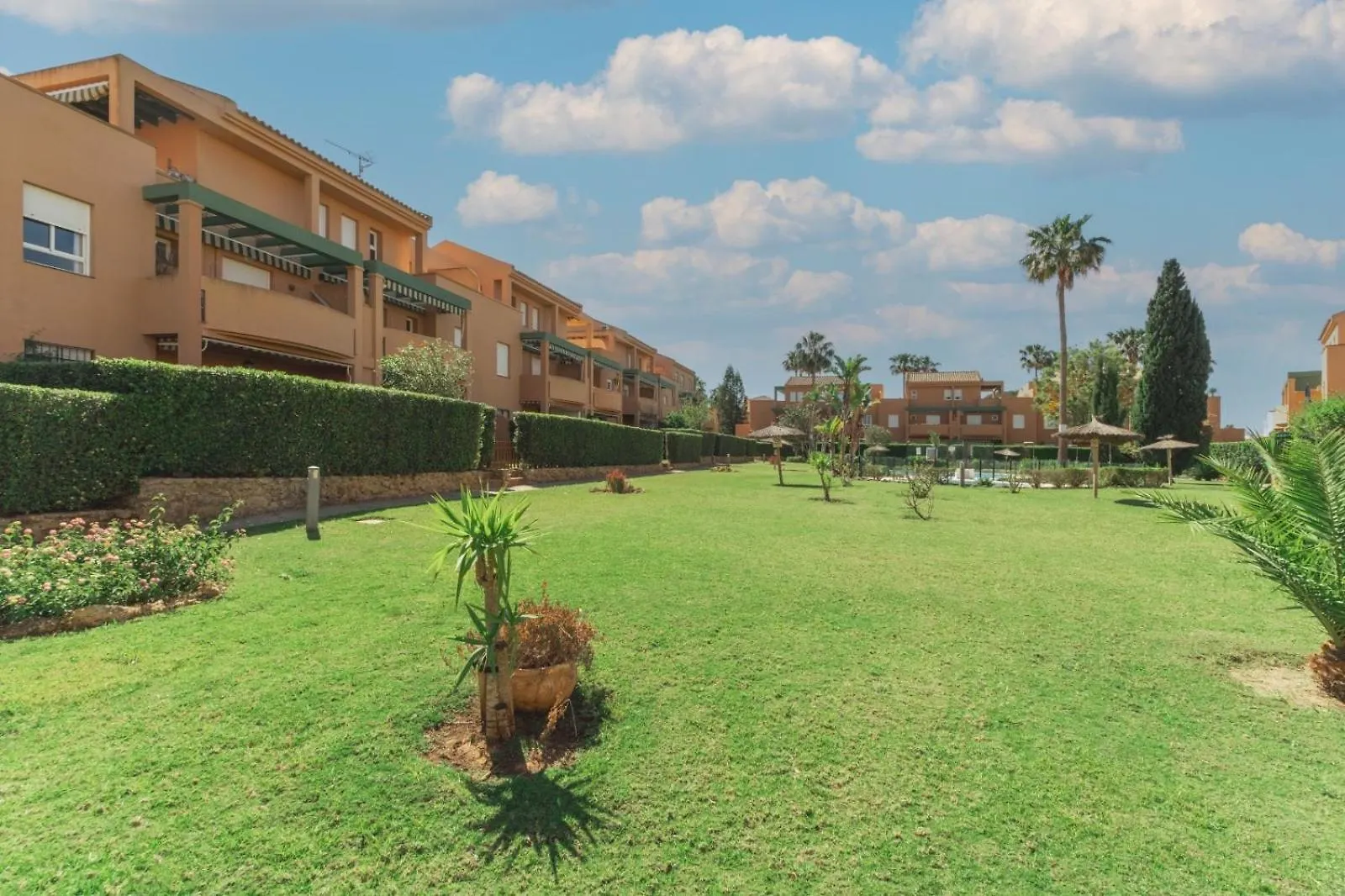 노보 산티 페트리 Urbanizacion Jardin Del Golf 1 아파트